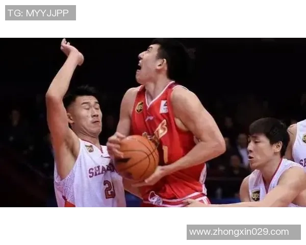 李敏专访:从球场新星到篮球传奇的成长之路回顾 李敏专访:从球场新星到篮球传奇的成长之路回顾