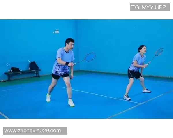 西安羽毛球队在城市联赛中的精彩表现与实力分析 西安羽毛球队在城市联赛中的精彩表现与实力分析